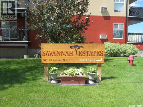 100 1 St Ave N, Condo with 2 bedrooms, 1 bathrooms and null parking in Warman SK | Card Image