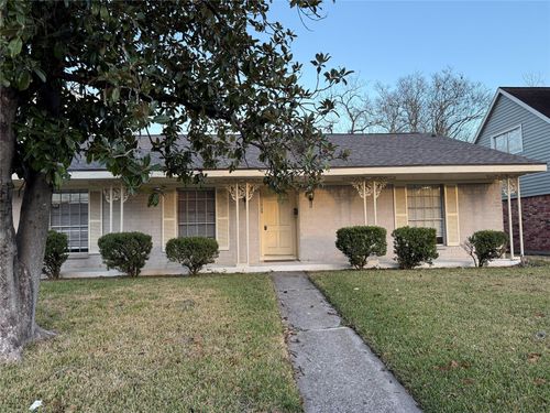 11735 N Willowdale Cir, Houston, TX, 77071-3313 | Card Image