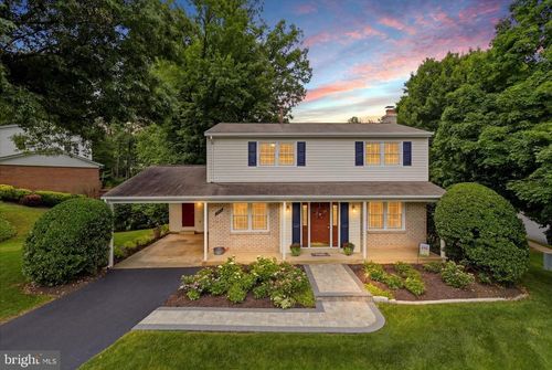 6800 Sydenstricker Rd, SPRINGFIELD, VA, 22152-2642 | Card Image