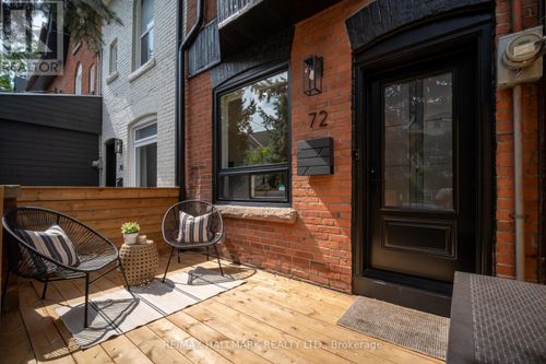 72 Hamilton St, Toronto, ON, M4M2C8 | Card Image