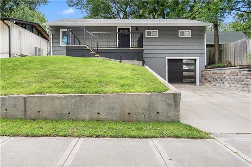 4504 Liberty St, Kansas City, MO, 64111-4204 | Card Image