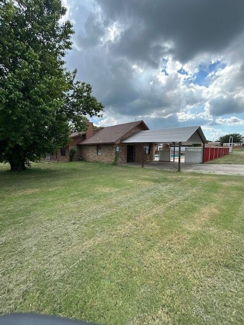 601 Henry St, Dublin, TX, 76446-1340 | Card Image