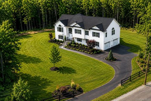 7 Cottage Rd, Hopewell Junction, NY, 12533-5552 | Card Image