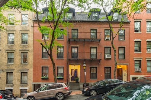 apt-2-42 Garden St, Boston, MA, 02114-3740 | Card Image