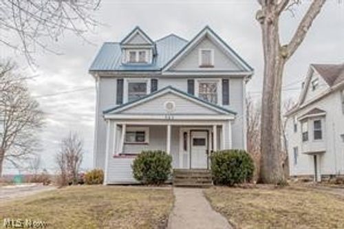826 Michigan, Youngstown, OH, 44505 | Card Image