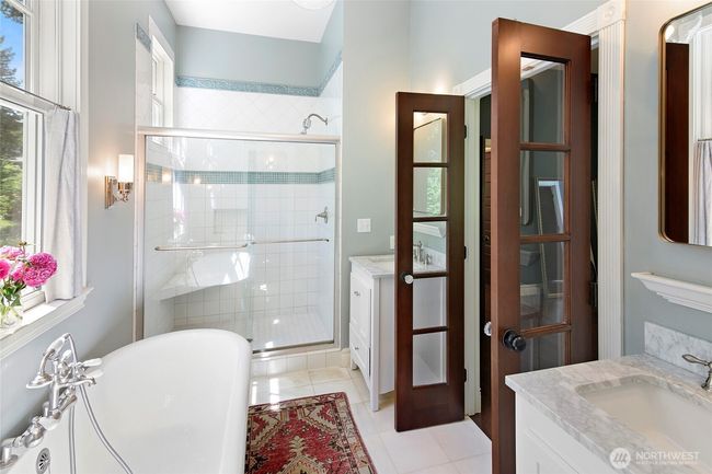 5940 Rose Loop Ne, House other with 3 bedrooms, 3 bathrooms and null parking in Bainbridge Island WA | Image 27