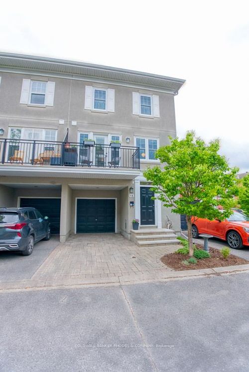 15 Georgeton Pvt, Ottawa, ON, K1K4S8 | Card Image