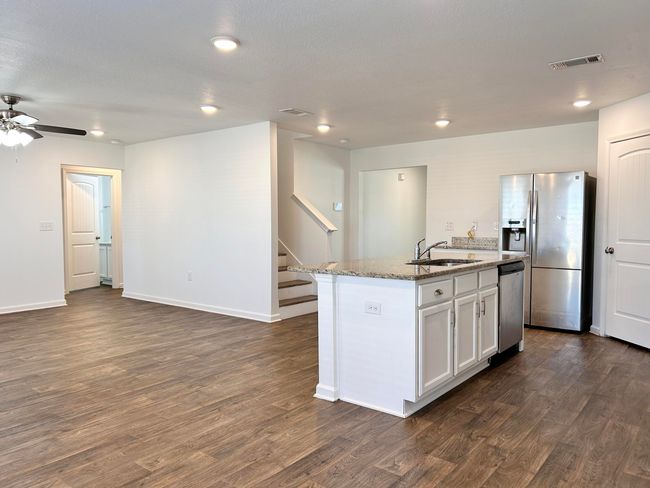 13 Kitchen | Image 14