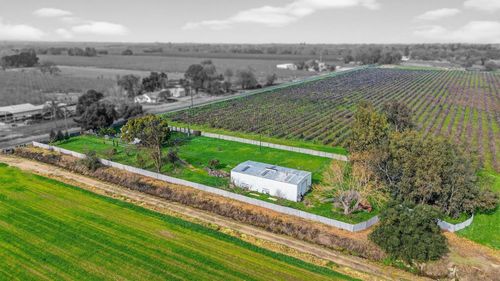 27350 Thornton Rd, Thornton, CA, 95686 | Card Image