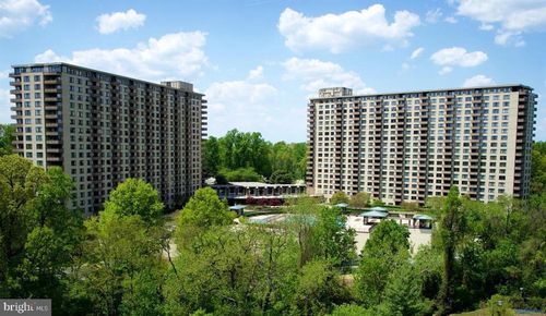 apt-1701s-5225 Pooks Hill Rd, BETHESDA, MD, 20814-2026 | Card Image