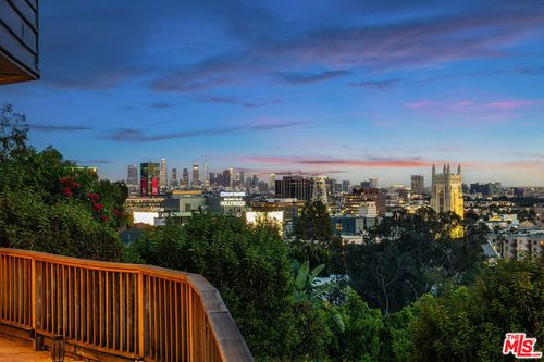 6931 Paseo Del Serra, Los Angeles, CA, 90068-3727 | Card Image
