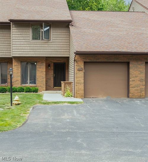 4461 Willow Creek Dr Se, Warren, OH, 44484-2963 | Card Image