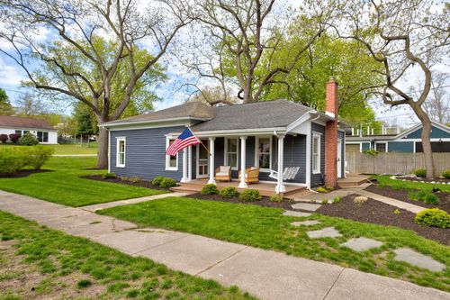 118 Spring St, Douglas, MI, 49406-5206 | Card Image