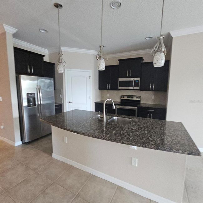 1942 Commander Way, House other with 3 bedrooms, 3 bathrooms and null parking in KISSIMMEE FL | Image 7