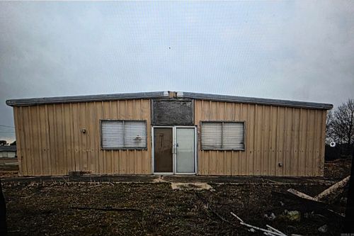 9054 Highway 31 N, Lonoke, AR, 72086-8930 | Card Image