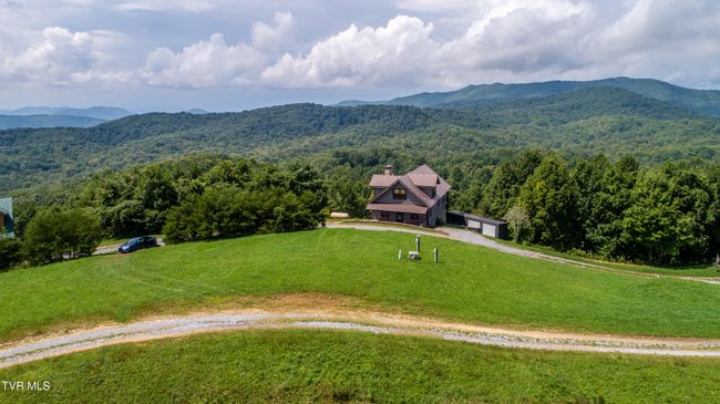 308 Walnut Mountain Farms Loop, House other with 4 bedrooms, 3 bathrooms and null parking in Roan Mountain TN | Image 43