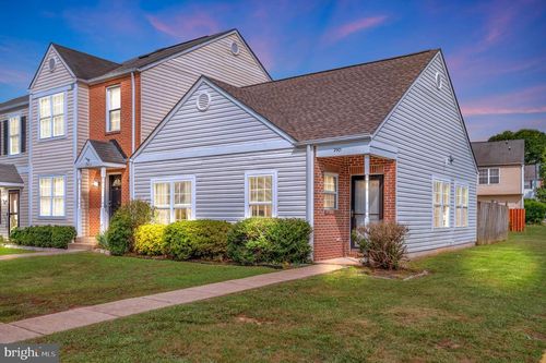 2901 Broyhill Ct, FREDERICKSBURG, VA, 22408-2069 | Card Image