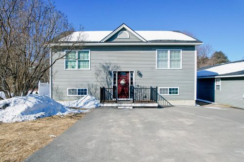 1176 Kenduskeag Avenue, Bangor, ME, 04401 | Card Image