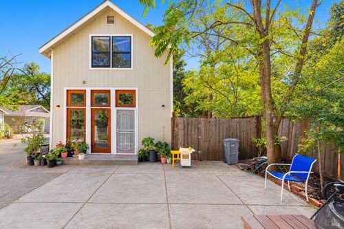 19094 Bay Street, Sonoma, CA, 95476 | Card Image