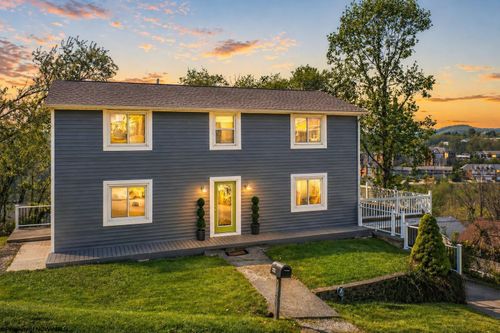 752 Northwest Dr, Morgantown, WV, 26505-2675 | Card Image