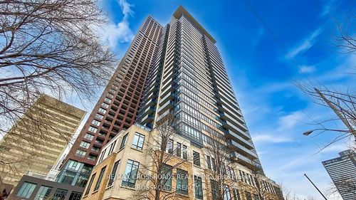 201-28 Linden St, Toronto, ON, M4Y0A4 | Card Image