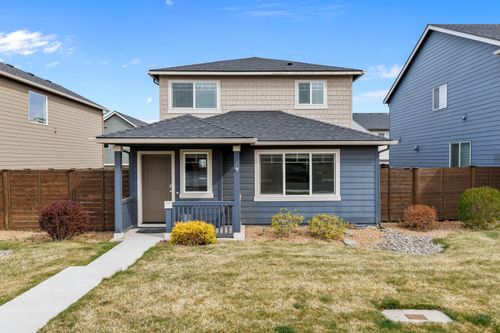 20550 Se Cameron Ave, Bend, OR, 97702-3768 | Card Image