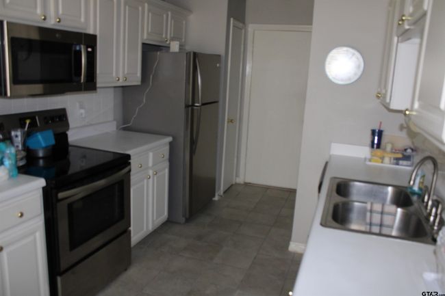 APT-1001 - 5401 Hollytree Dr, Condo with 2 bedrooms, 2 bathrooms and null parking in Tyler TX | Image 10