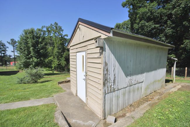 112 Half Moon Ln, House other with 3 bedrooms, 3 bathrooms and null parking in Rustburg VA | Image 52