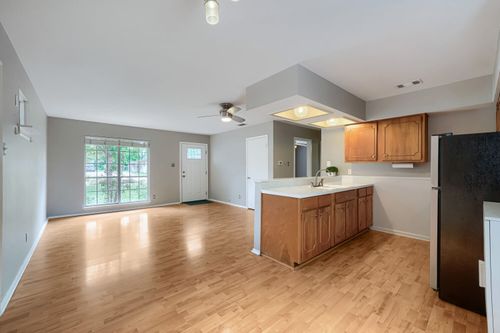 8308 Hathaway Dr, Austin, TX, 78757-7731 | Card Image