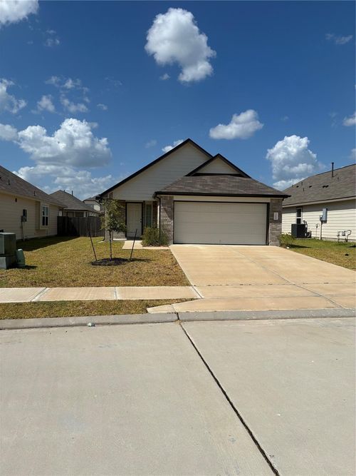 304 Caribou Ct, Huntsville, TX, 77320-2234 | Card Image
