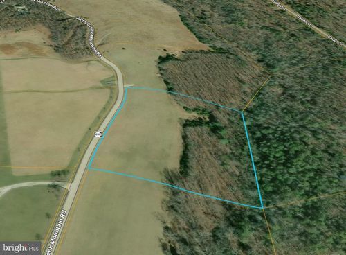 3010 Johns Creek Mountain Rd, New Castle, VA, 24127 | Card Image