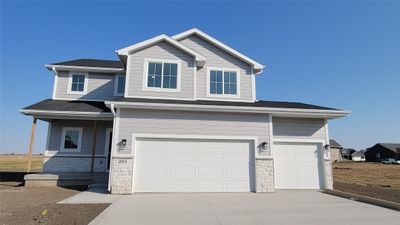 304 11th Street Nw, Home with 4 bedrooms, 1 bathrooms and null parking in Bondurant IA | Image 1