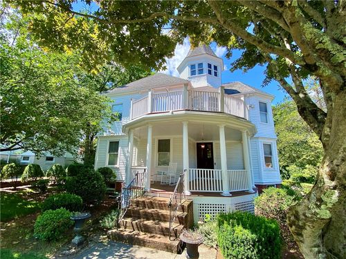 308 Harris Ave, Woonsocket, RI, 02895-1813 | Card Image