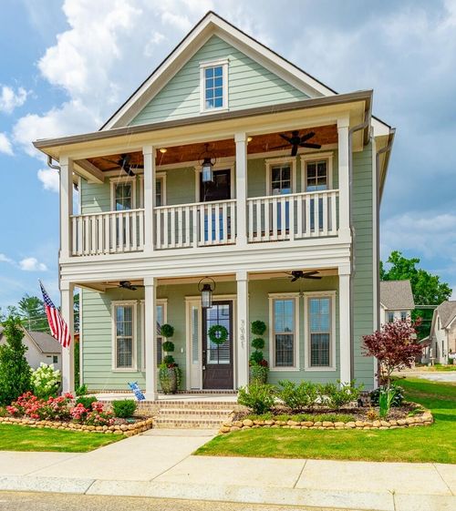 7981 Honeycomb Ln, Chattanooga, TN, 37421-5555 | Card Image