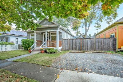 1011 S Pine Street, House other with 3 bedrooms, 1 bathrooms and null parking in Tacoma WA | Image 2