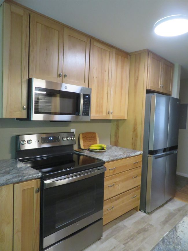 APT-1 - 714 #1 Kiwanis Dr, Condo with 2 bedrooms, 1 bathrooms and null parking in Freeport IL | Image 7