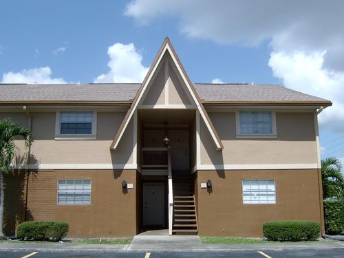 133-133 Bristol Ct, MELBOURNE, FL, 32935-3409 | Card Image