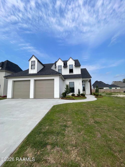 205 Prague Ave, Youngsville, LA, 70592-6885 | Card Image