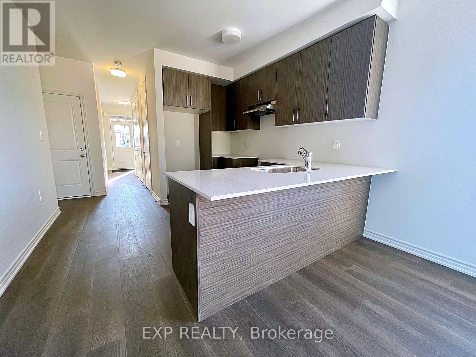 Residential in Clarington (Courtice) 4