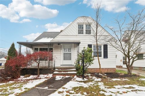 9005 Ansonia Ave, Brooklyn, OH, 44144-2512 | Card Image