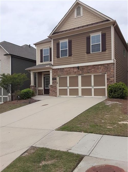 6512 Crosscreek Ln, Flowery Branch, GA, 30542-5297 | Card Image