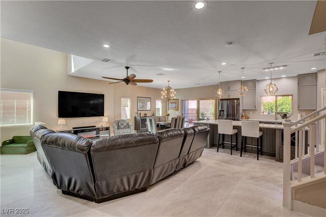 7613 Pulpit Rock Ct, House other with 3 bedrooms, 3 bathrooms and null parking in Las Vegas NV | Image 10