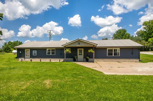 8295 State Road 133, POTOSI, WI, 53820-9746 | Card Image
