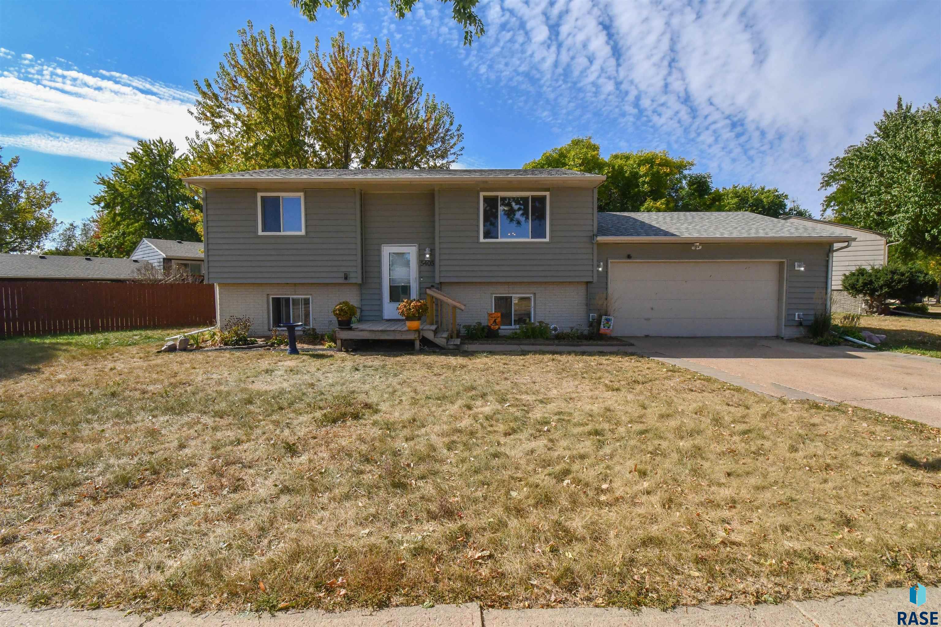 Deer Creek Dr, Sioux Falls, SD 57106