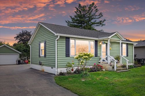 115 E Depot St, Silver Lake, WI, 53170-1719 | Card Image