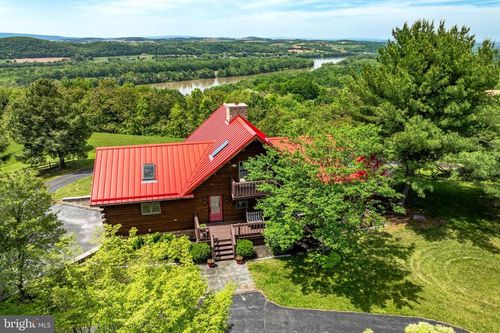 236 4th St, HERNDON, PA, 17830-6908 | Card Image