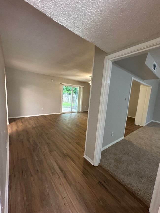 1014 Tulip Trl, House other with 3 bedrooms, 2 bathrooms and null parking in Mesquite TX | Image 4