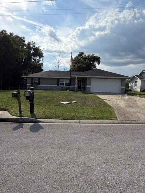 10860 Se 43rd Ave, BELLEVIEW, FL, 34420-2877 | Card Image