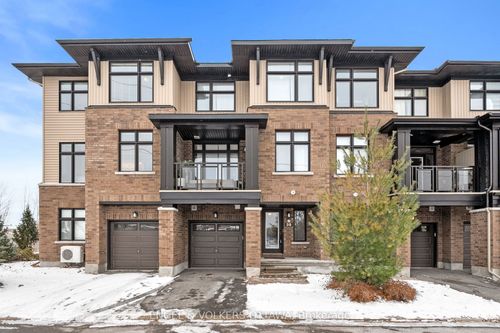 39 Stockholm Pvt, Manotick, ON, K4M0G9 | Card Image