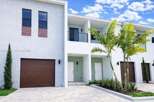 4384-4384 Nw 9th St, Plantation, FL, 33317-1525 | Card Image